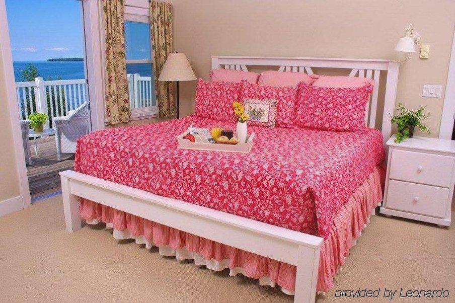Edgewater Resort Ephraim Room photo